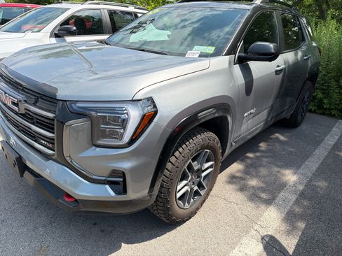 Used 2026 GMC Terrain AT4 w/ Convenience Package III AWD/4WD image 10