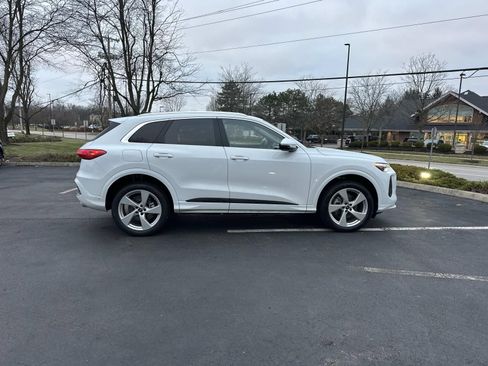 Used 2025 Audi Q5 Premium Plus AWD/4WD image 8