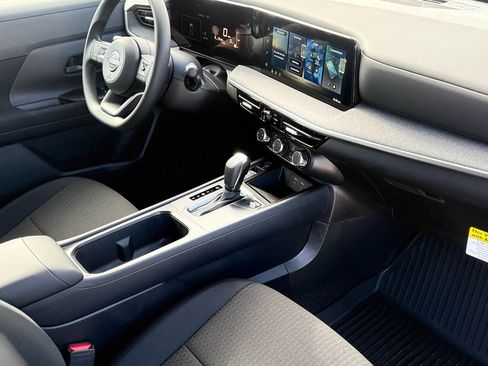 New 2026 Nissan Kicks S FWD image 11