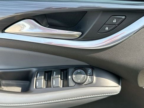 Certified 2021 Buick Enclave Essence w/ Sound and Sites Package image 25