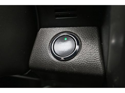 Used 2020 Ford Expedition XLT w/ Equipment Group 202A RWD image 28