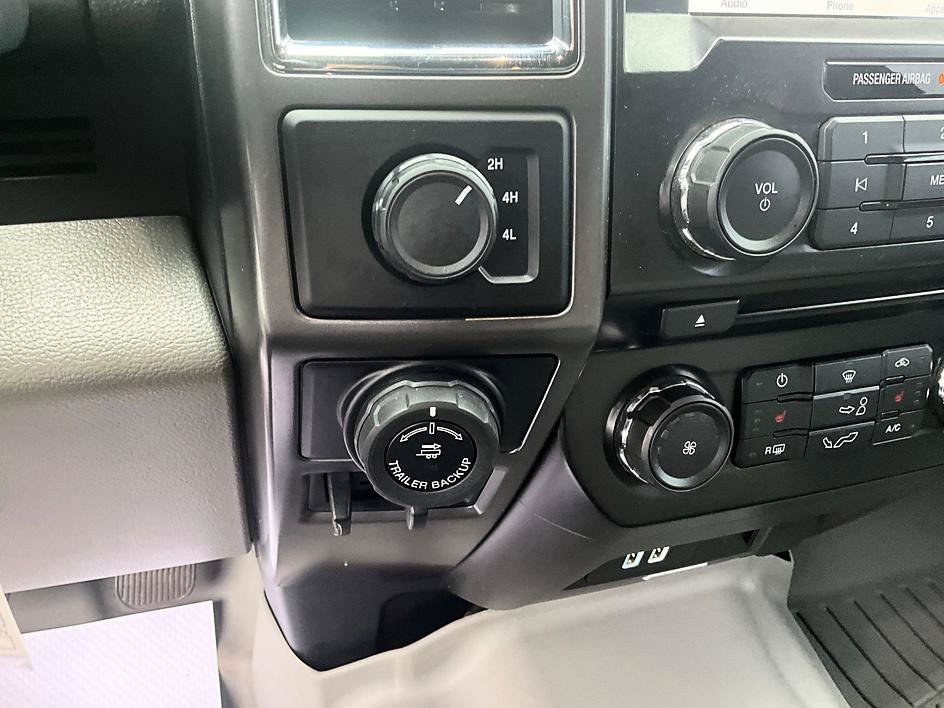 Used 2016 Ford F150 XLT w/ Equipment Group 302A Luxury AWD/4WD image 22