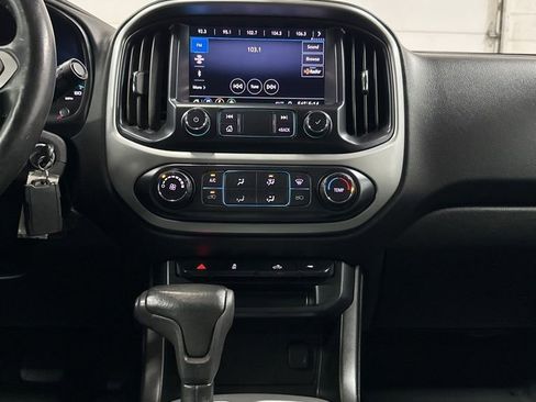 Used 2019 Chevrolet Colorado LT image 25