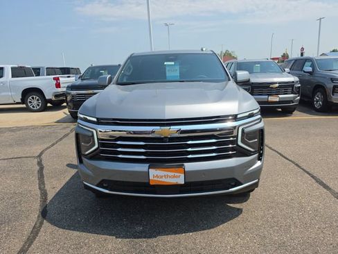 New 2026 Chevrolet Suburban LT w/ Comfort Package AWD/4WD image 3