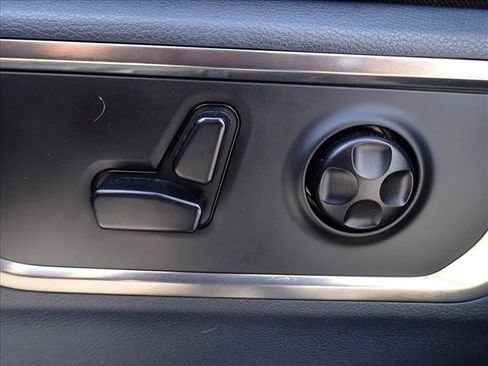 Used 2019 RAM 1500 Limited AWD/4WD image 15