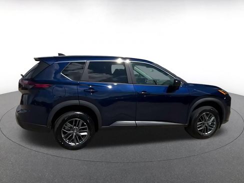 Used 2026 Nissan Rogue SV FWD image 14