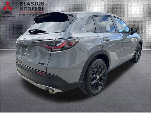 Used 2025 Honda HR-V Sport image 7