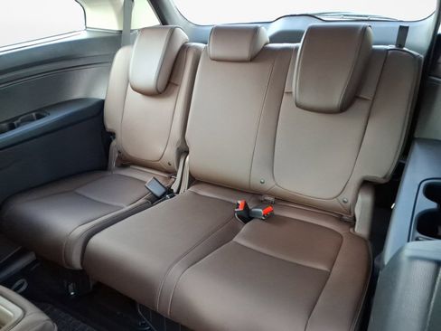 New 2026 Honda Odyssey Touring image 10