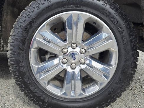 Used 2020 Ford F150 Lariat w/ Equipment Group 502A Luxury AWD/4WD image 8