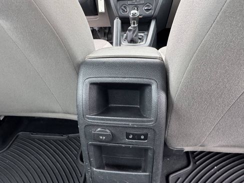 Used 2013 Volkswagen Jetta S FWD image 12