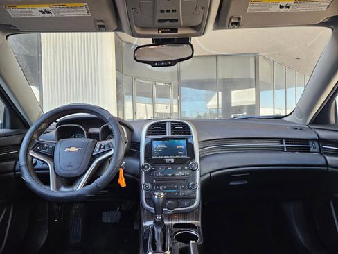 Used 2015 Chevrolet Malibu LT w/ Power Convenience Package image 25