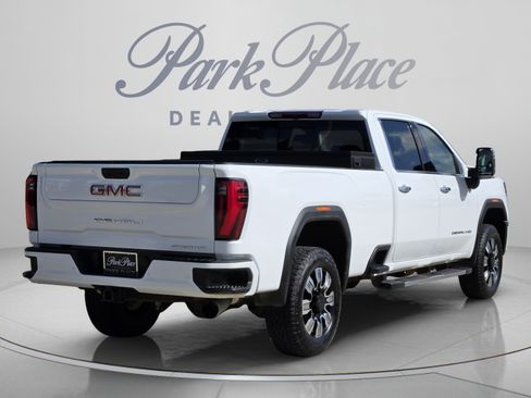 Used 2024 GMC Sierra 3500 Denali AWD/4WD image 5