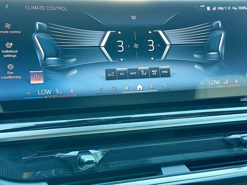 New 2026 BMW X5 sDrive40i w/ M Sport Package image 13