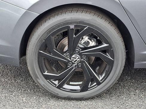 New 2026 Volkswagen Jetta SE FWD image 5