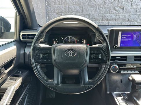 Used 2024 Toyota Tacoma SR5 AWD/4WD image 19