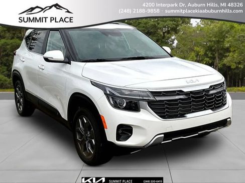 Certified 2024 Kia Seltos S AWD/4WD image 1