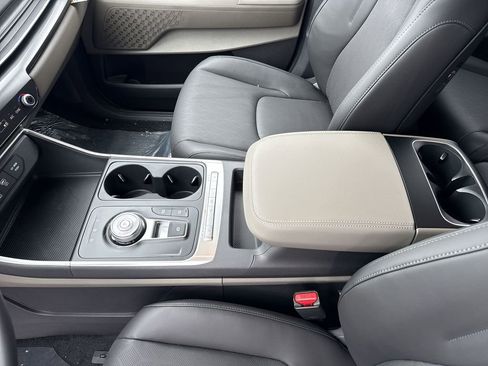 New 2026 Kia Carnival LXS FWD image 22