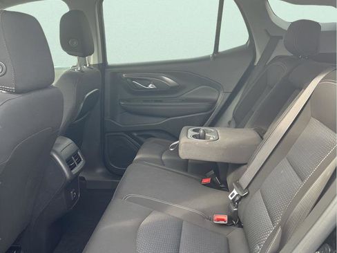 Used 2023 GMC Terrain SLE w/ Driver Convenience Package image 12