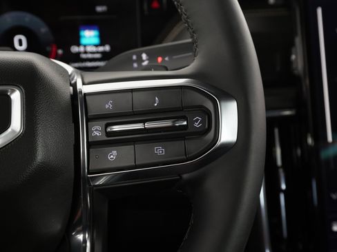 Used 2025 GMC Yukon Elevation w/ LPO, Yukon Black Package image 25