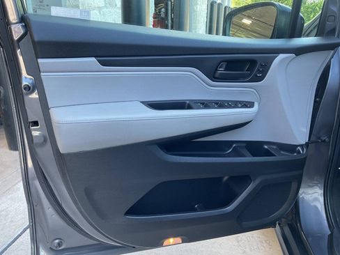 Used 2019 Honda Odyssey EX-L image 32