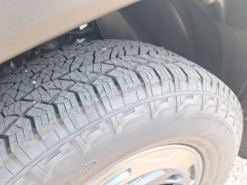 New 2026 Nissan Frontier Pro-X w/ Pro-X Convenience Package RWD image 27