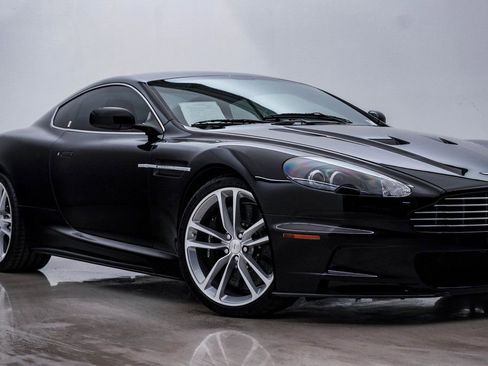 Used 2009 Aston Martin DBS Coupe image 2