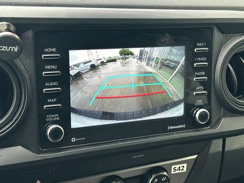 Used 2023 Toyota Tacoma SR RWD image 15