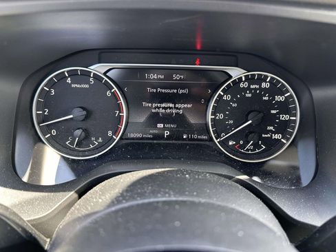 Used 2023 Nissan Rogue SV AWD/4WD image 19