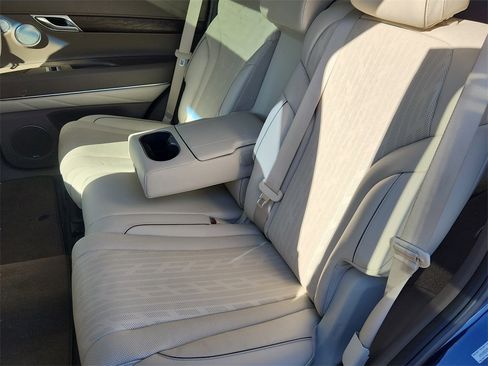 Used 2022 Genesis GV80 2.5T w/ Prestige Package 04 image 13