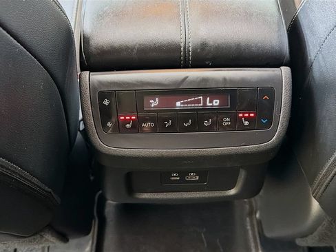 Used 2023 Nissan Pathfinder SL w/ SL Premium Package AWD/4WD image 45