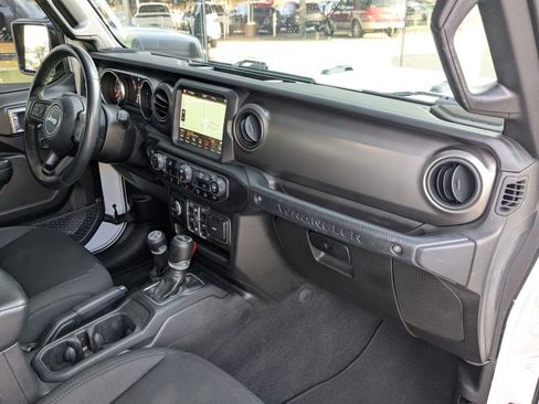 Used 2021 Jeep Wrangler Unlimited Sport w/ Sun And Sound Package image 24