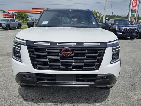 New 2025 Nissan Armada PRO-4X image 15