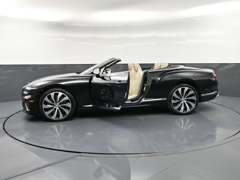 Used 2026 Bentley Continental GTC image 35