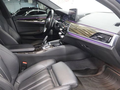 Used 2022 BMW 530i xDrive w/ Premium Package AWD/4WD image 31