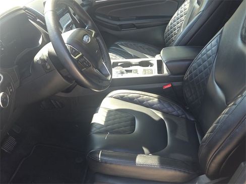 Certified 2024 Ford Edge Titanium image 16