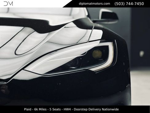 Used 2025 Tesla Model S Plaid AWD/4WD image 12