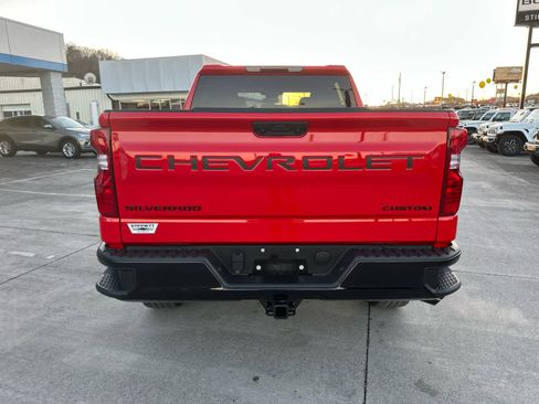 New 2026 Chevrolet Silverado 1500 Custom Trail Boss w/ Turbomax Blackout Package AWD/4WD image 8