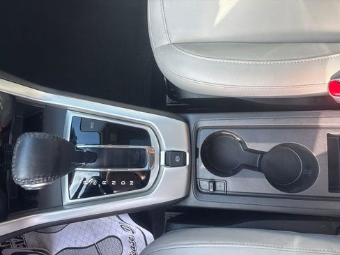 Used 2014 Chevrolet Captiva Sport LT w/ Convenience Package image 26