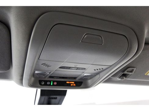 Used 2021 Chevrolet Equinox LT FWD image 24