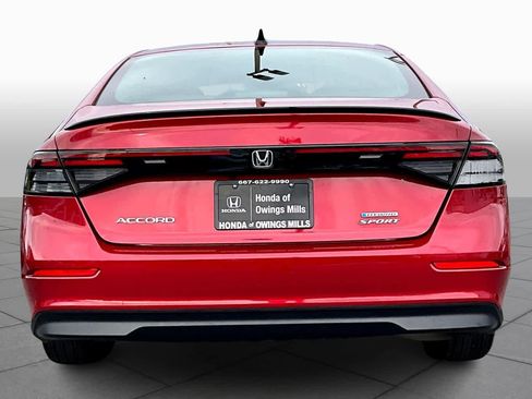 Used 2024 Honda Accord Sport image 4