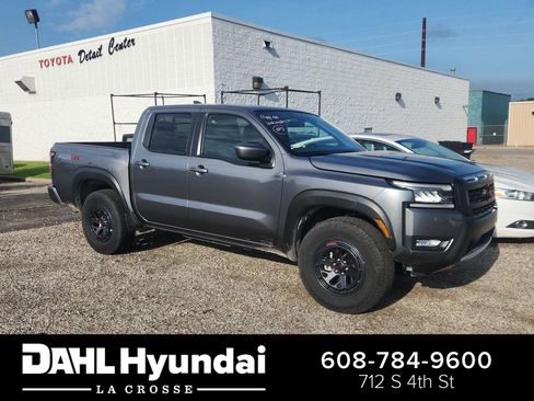 Used 2026 Nissan Frontier PRO-4X AWD/4WD image 1