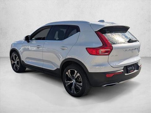Used 2020 Volvo XC40 T5 Inscription image 8