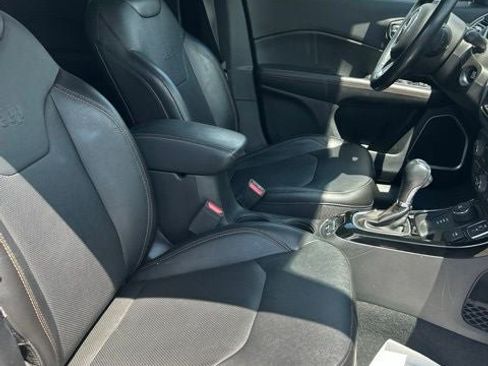 Used 2020 Jeep Compass Limited AWD/4WD image 16