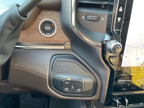 New 2026 RAM 2500 Limited AWD/4WD image 22