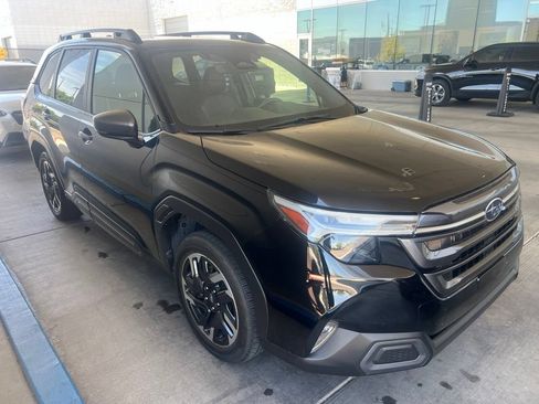 Used 2025 Subaru Forester Limited w/ Popular Package #2 AWD/4WD image 35