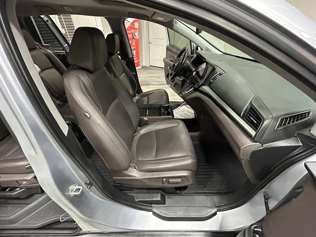 Used 2018 Honda Odyssey EX-L image 41