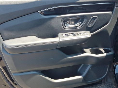 Used 2023 Honda Pilot Touring image 13