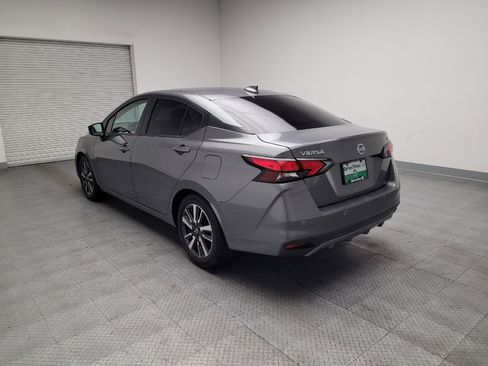 Used 2021 Nissan Versa SV FWD image 5