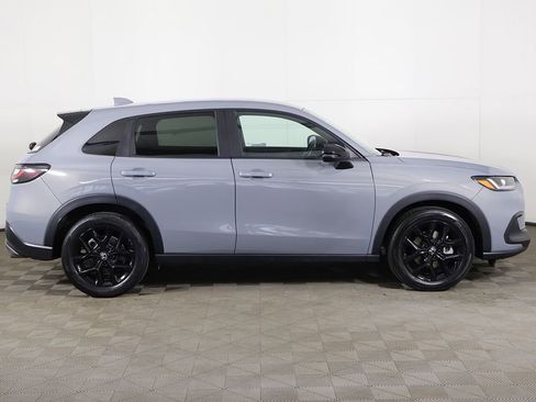 Used 2024 Honda HR-V Sport image 17