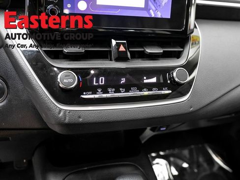 Used 2024 Toyota Corolla LE w/ LE Convenience Package FWD image 20